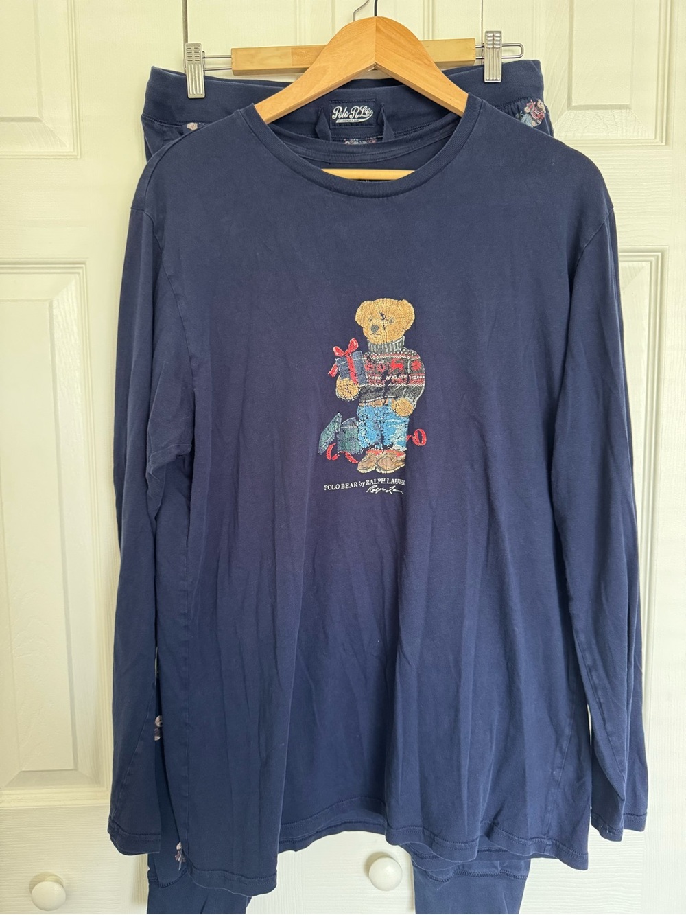 Polo by Ralph Lauren Navy Long-Sleeve Tee and jogger with Bear Graphic size L